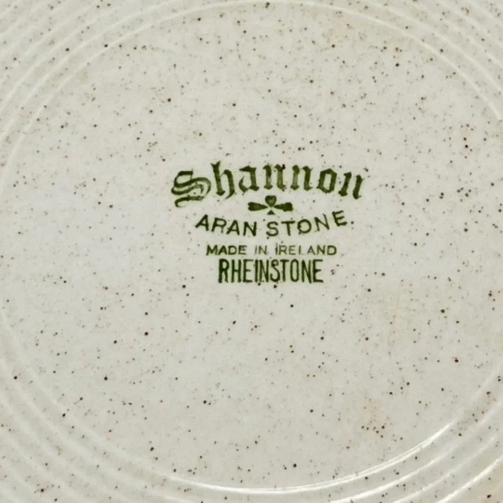 Shannon Dinner Plate Aran Stone Rheinstone 10.5in Green Brown Vintage Ireland